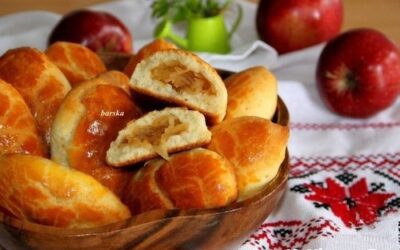 Быстрые пирожки с яблоками
