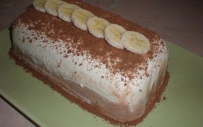 Творожный десерт с бананом